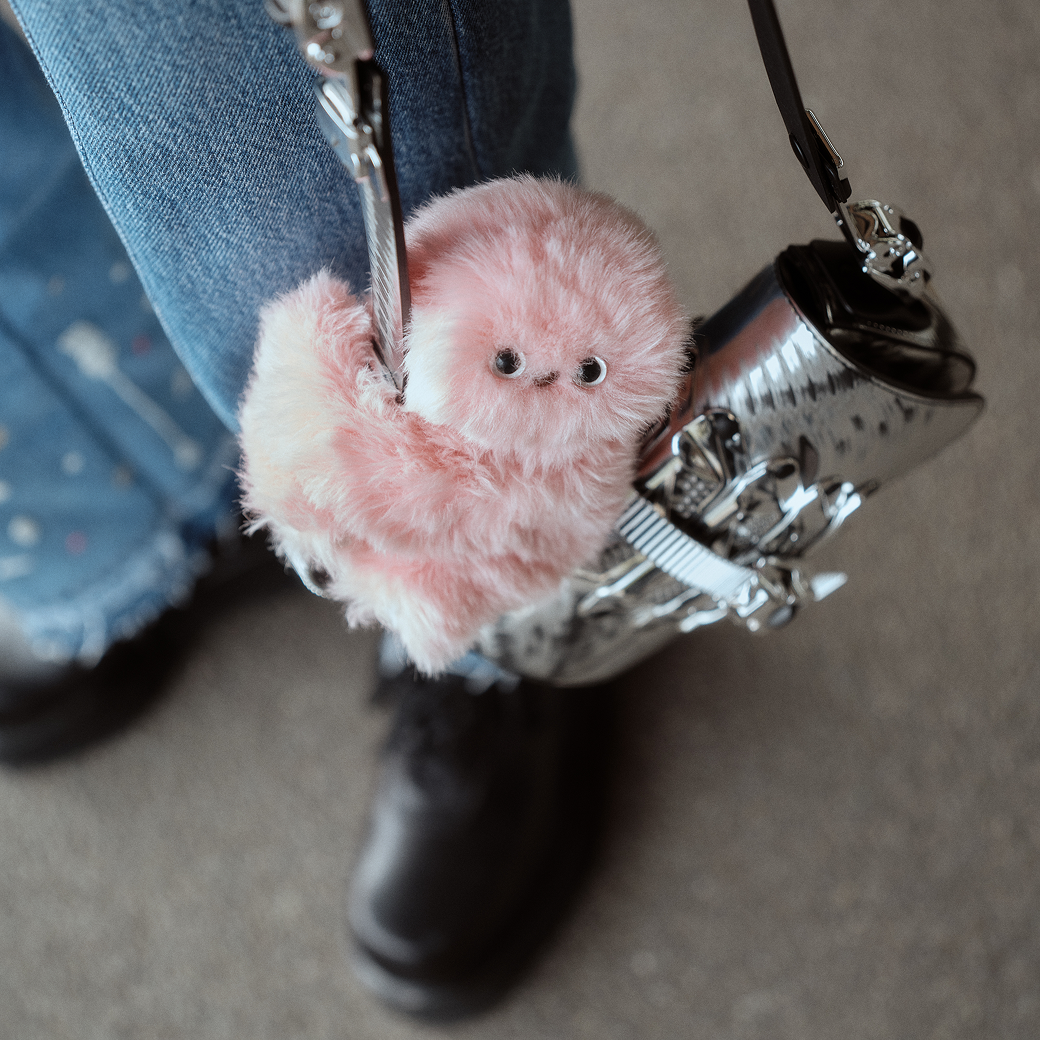 MIRUMI Moving Bag Charm